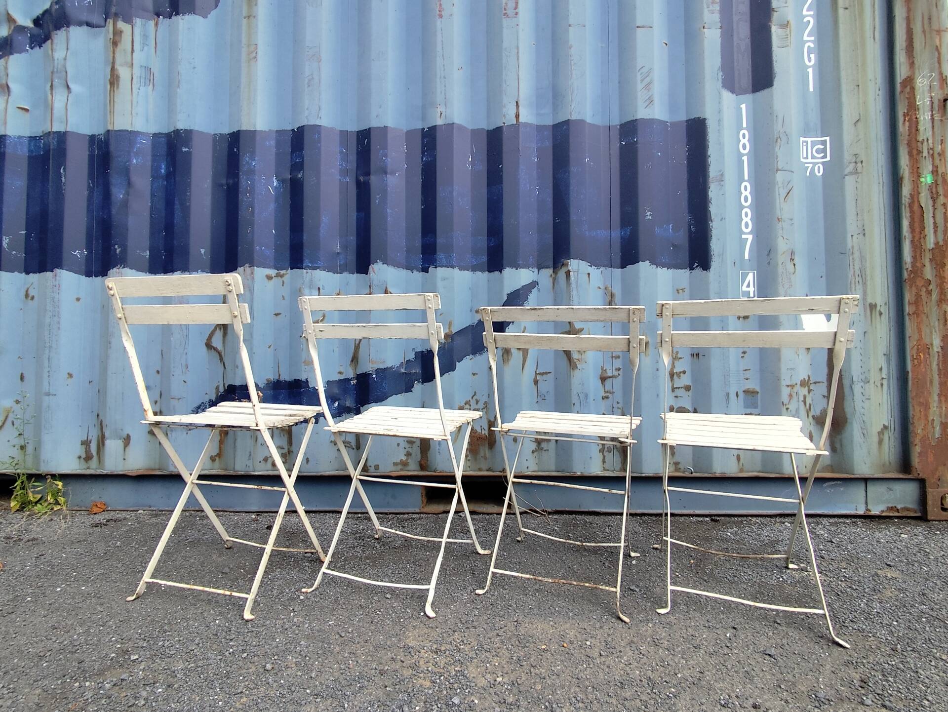 Set of 4 garden chairs