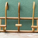 Wall-mounted coat rack in curved wood, 3 hooks