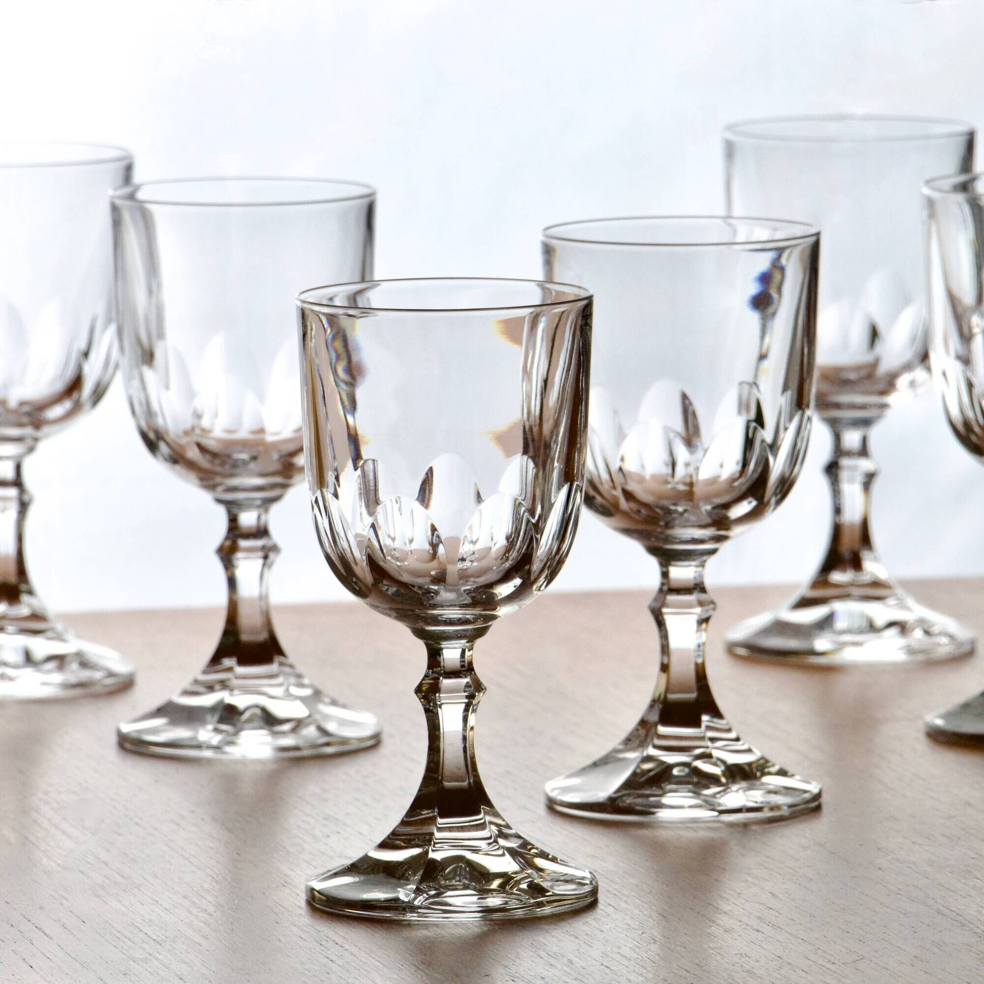 Set of 6 antique wine glasses in pearl-cut crystal
