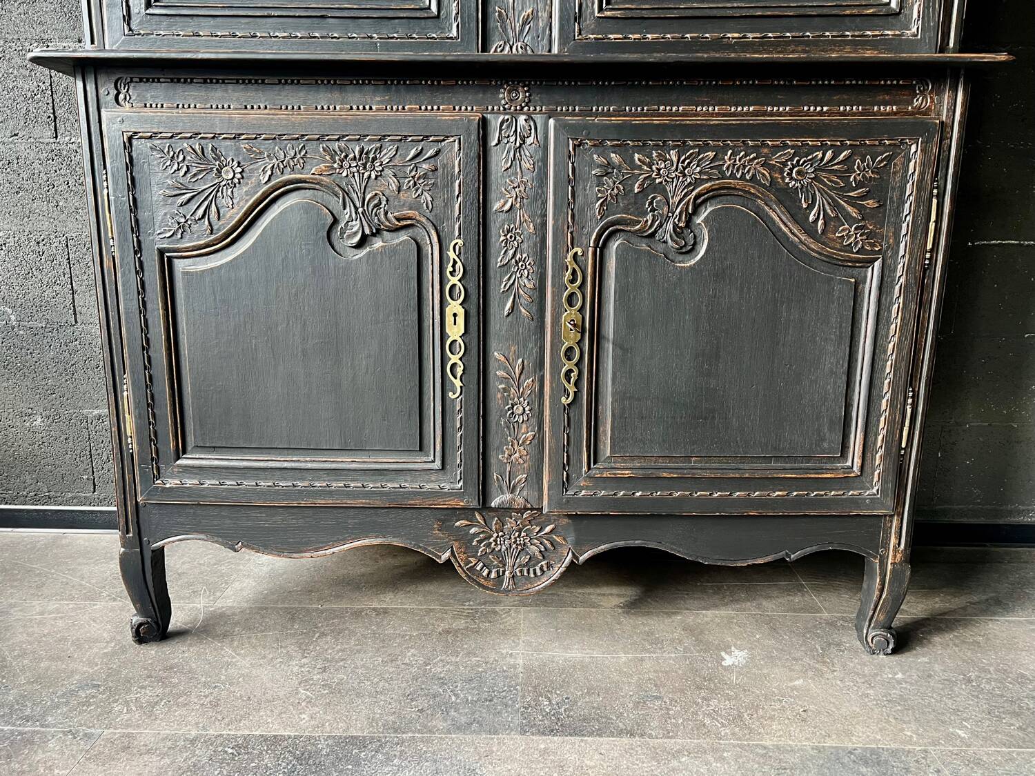 Norman sideboard with two carved oak bodies