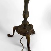 Bronze floor lamp with Tiffany-style stained glass shade – 20th century