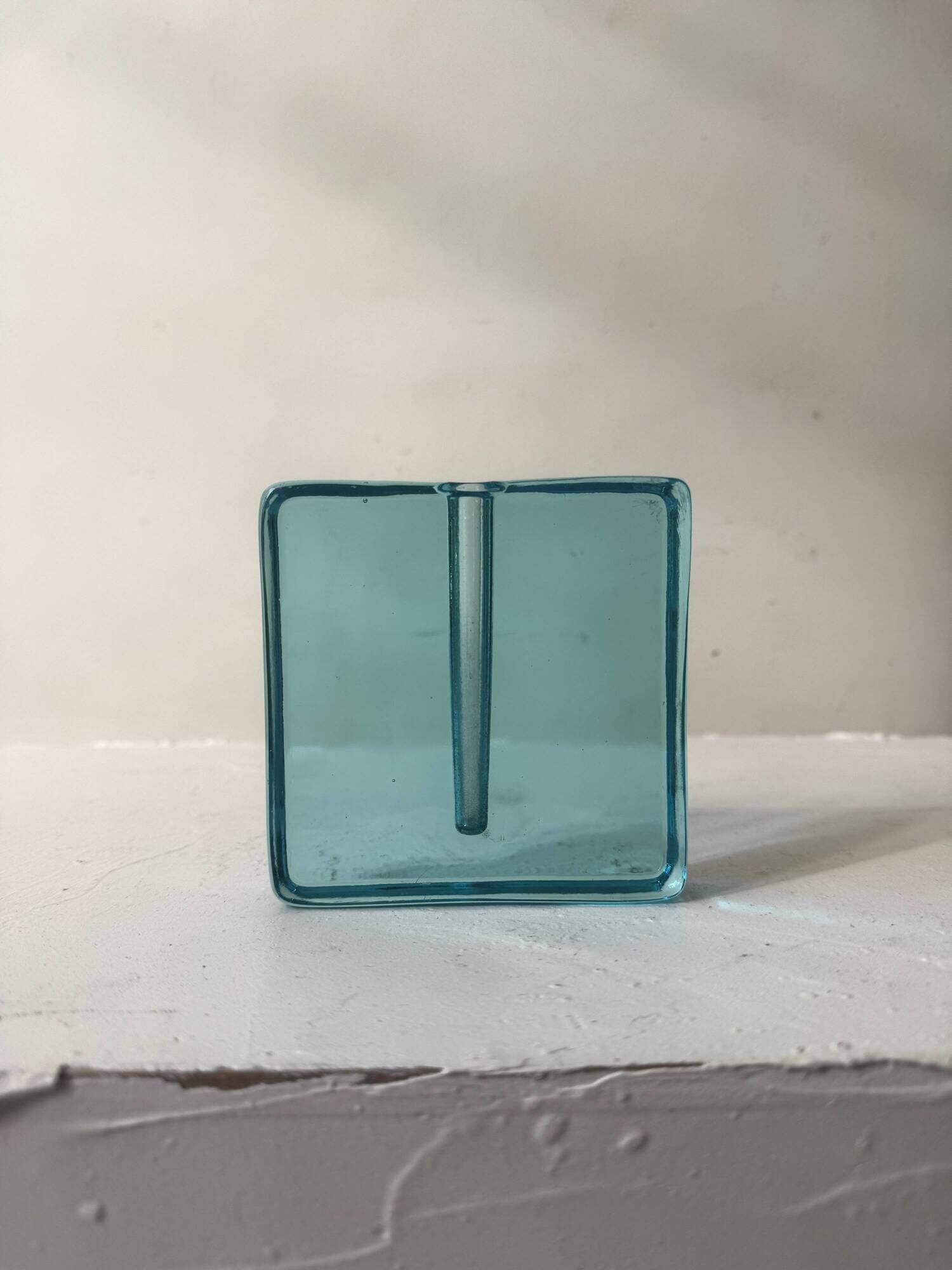 single flower vase / square sculpture in Murano glass, Italy 1970