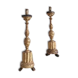 Pair of gold candlesticks with leaf