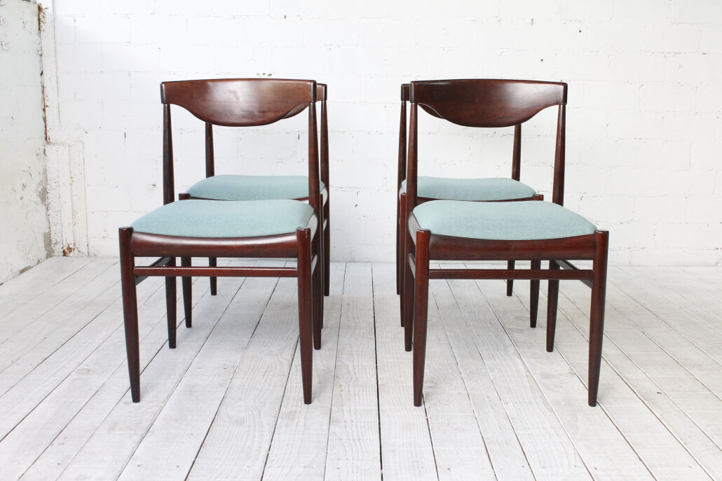 Set of 4 dining chairs