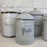 Enamelled iron kitchen pots