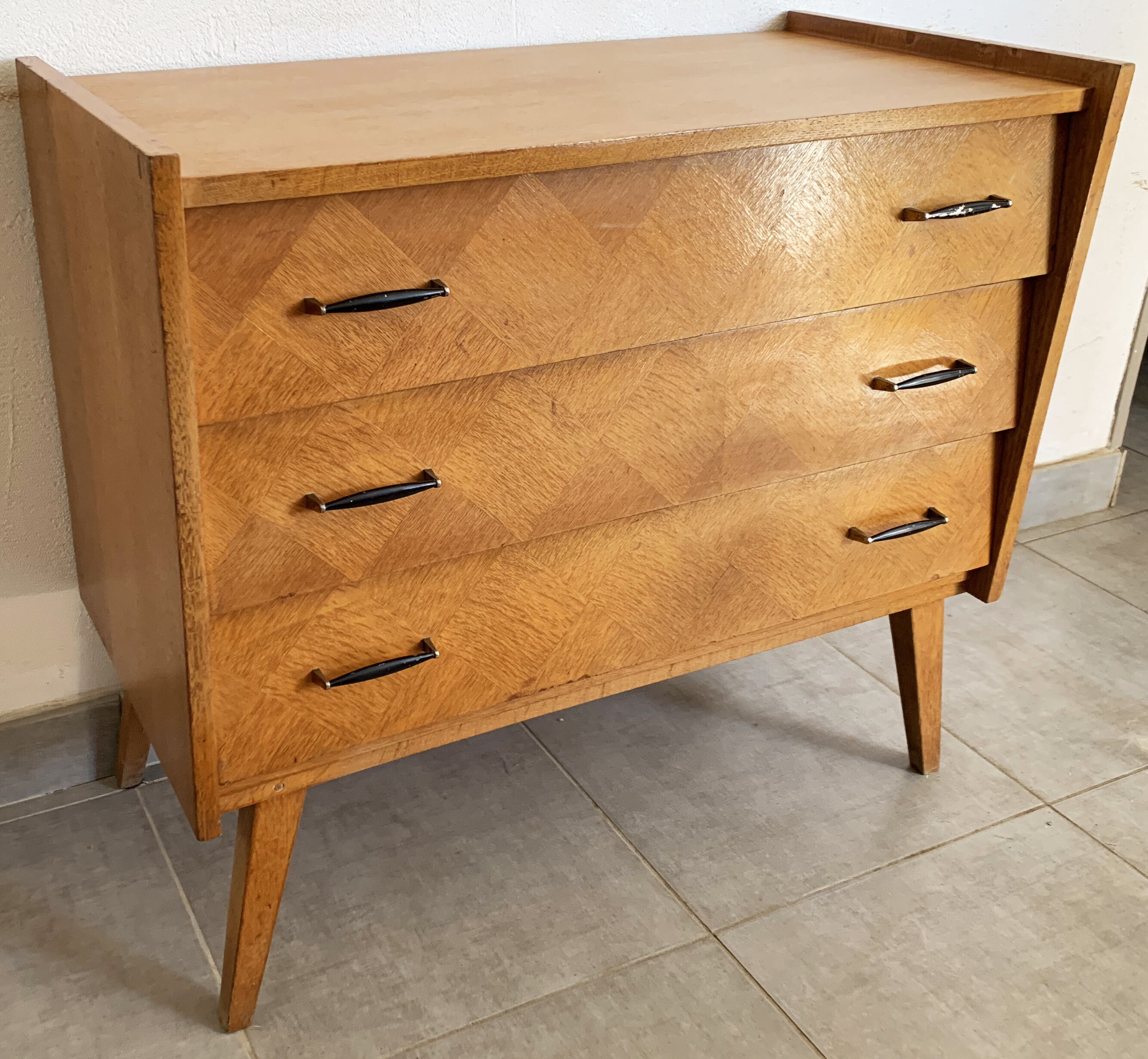 Oak chest of drawers from the scandinavian 60s