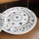 5 Grandes assiettes faïence à fleurs bleues