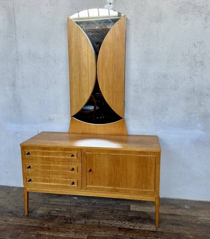 Vintage light wood dressing table and toilet sideboard