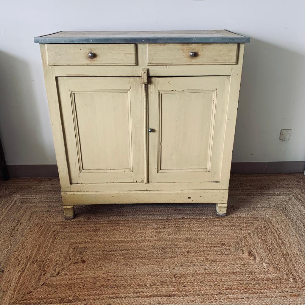 Pale yellow Parisian buffet