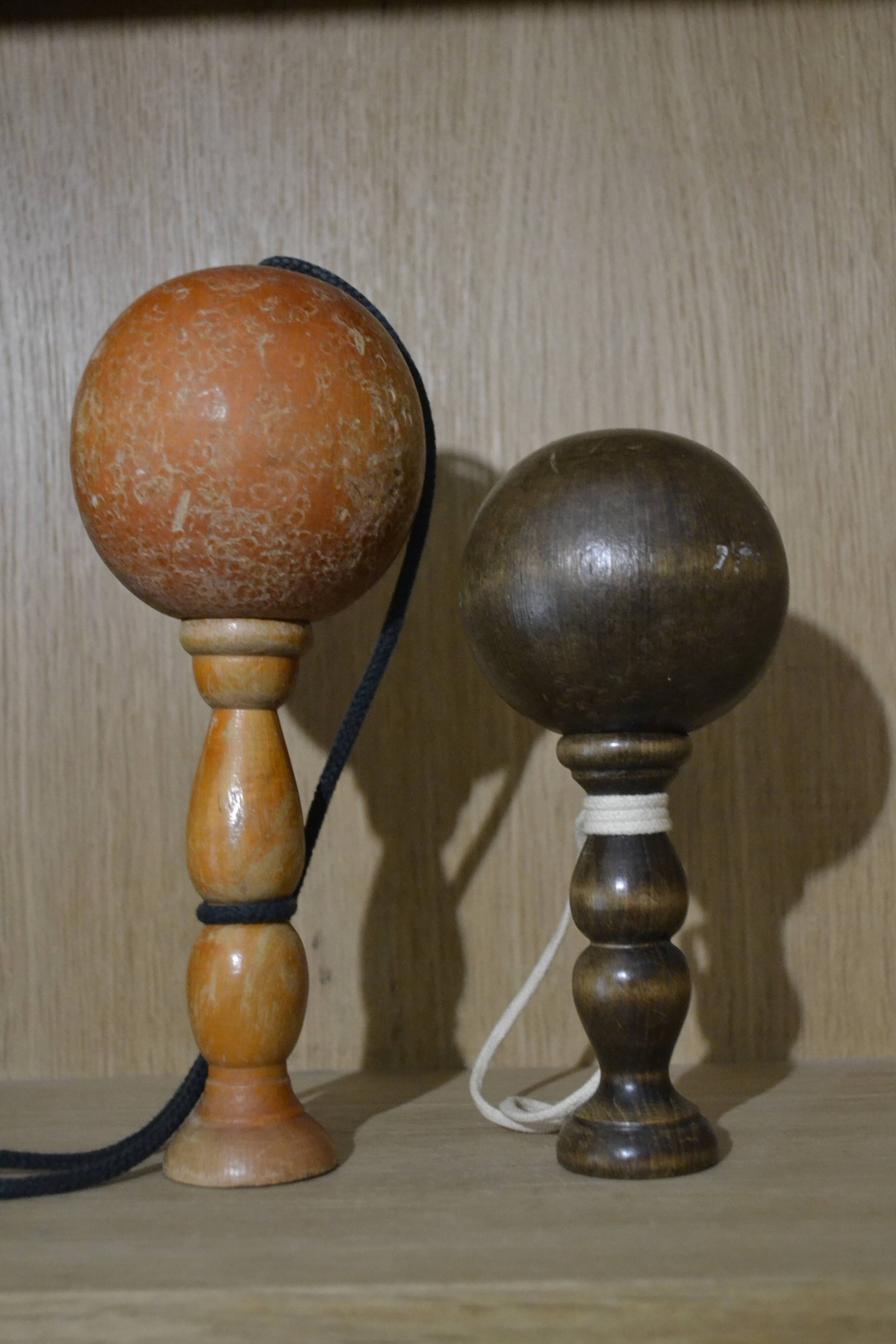 Set of 2 wooden cup and ball cups