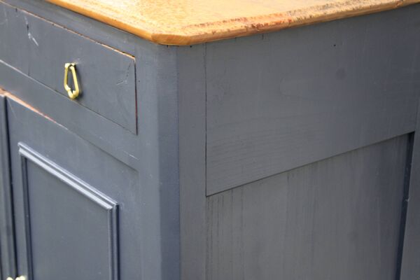 Buffet ancien en bois massif – Bleu profond & plateau bois