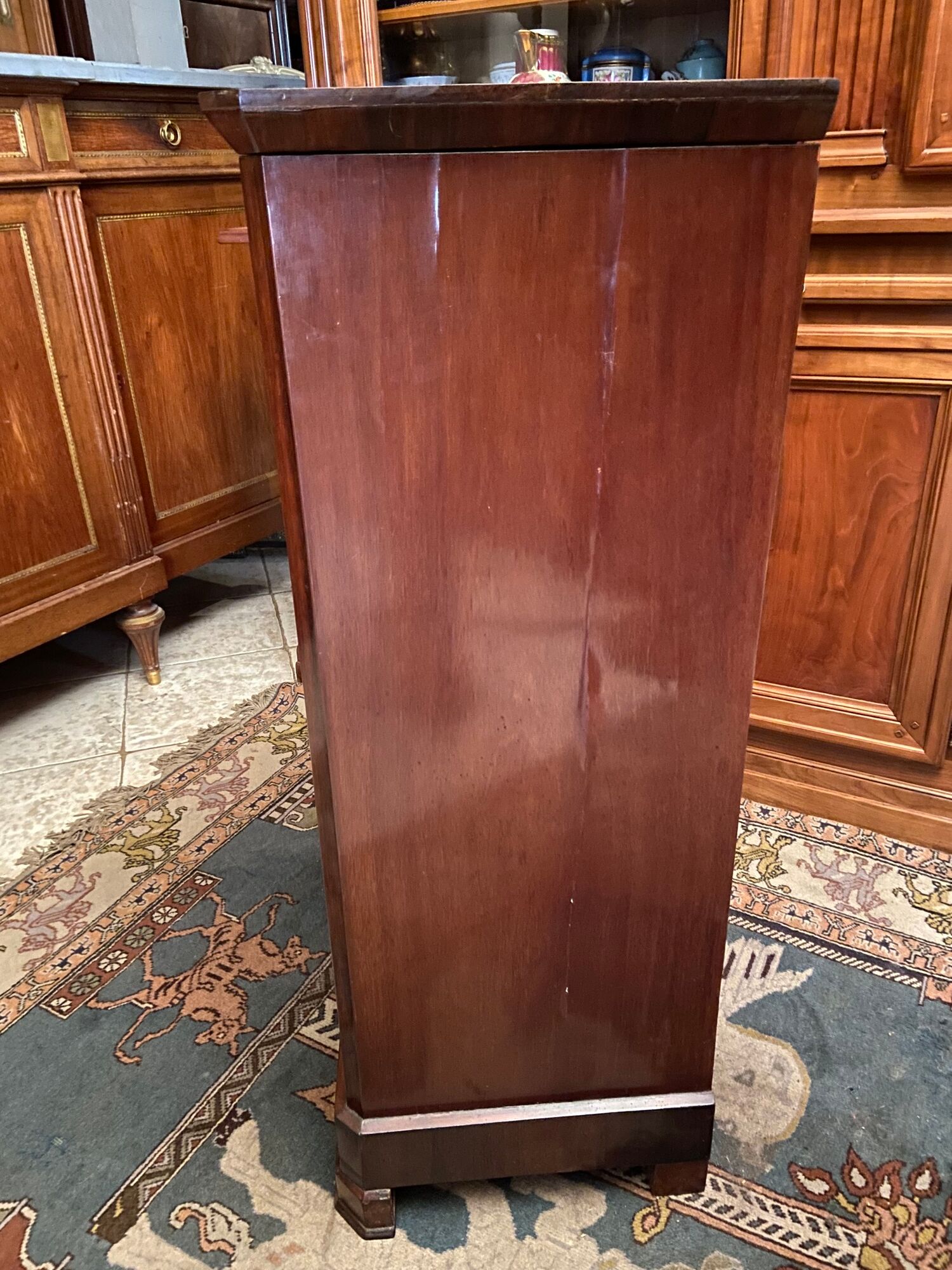 Chest of drawers with 6 drawers mahogany style Restoration