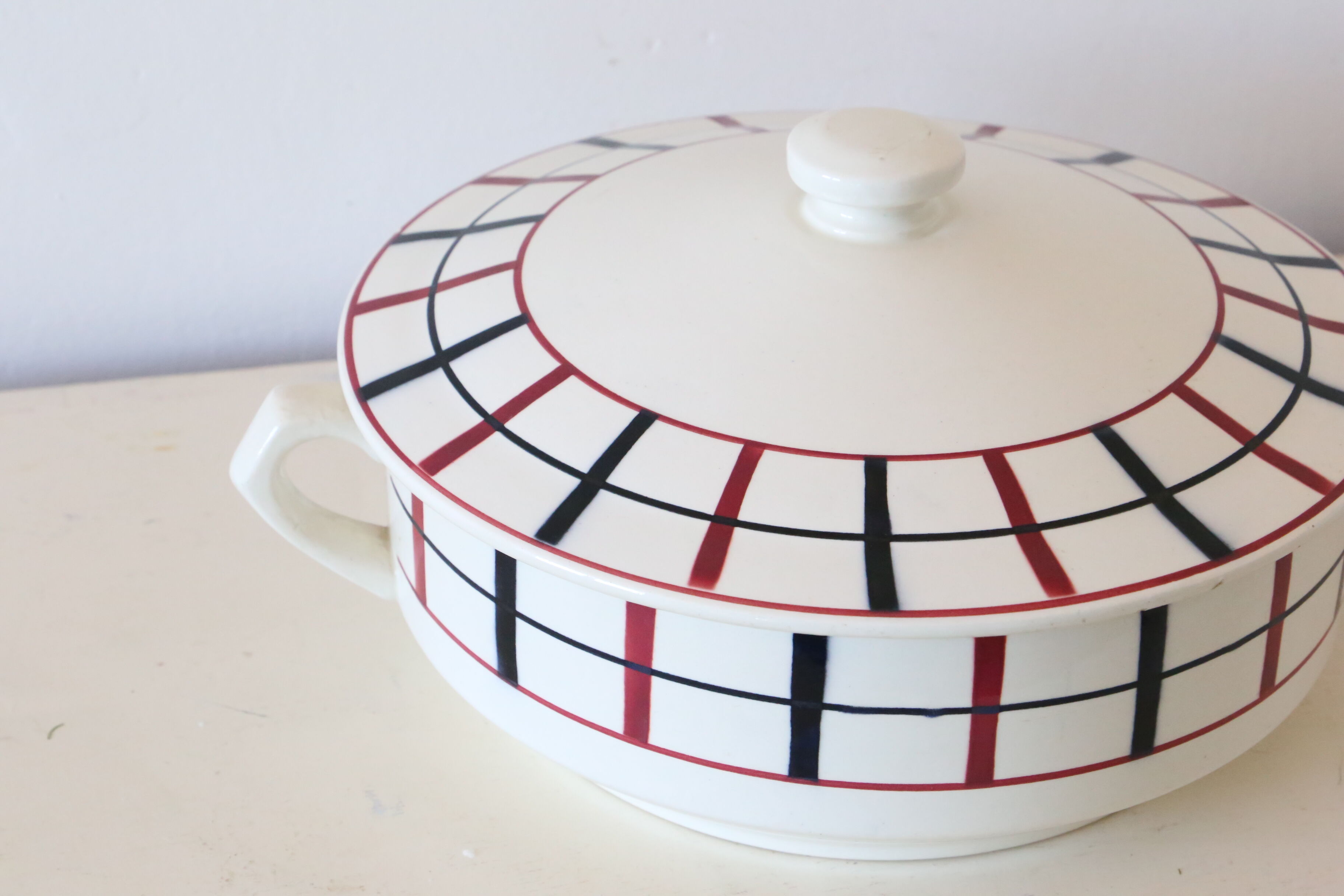 Soup bowl, Saint Amand, vintage