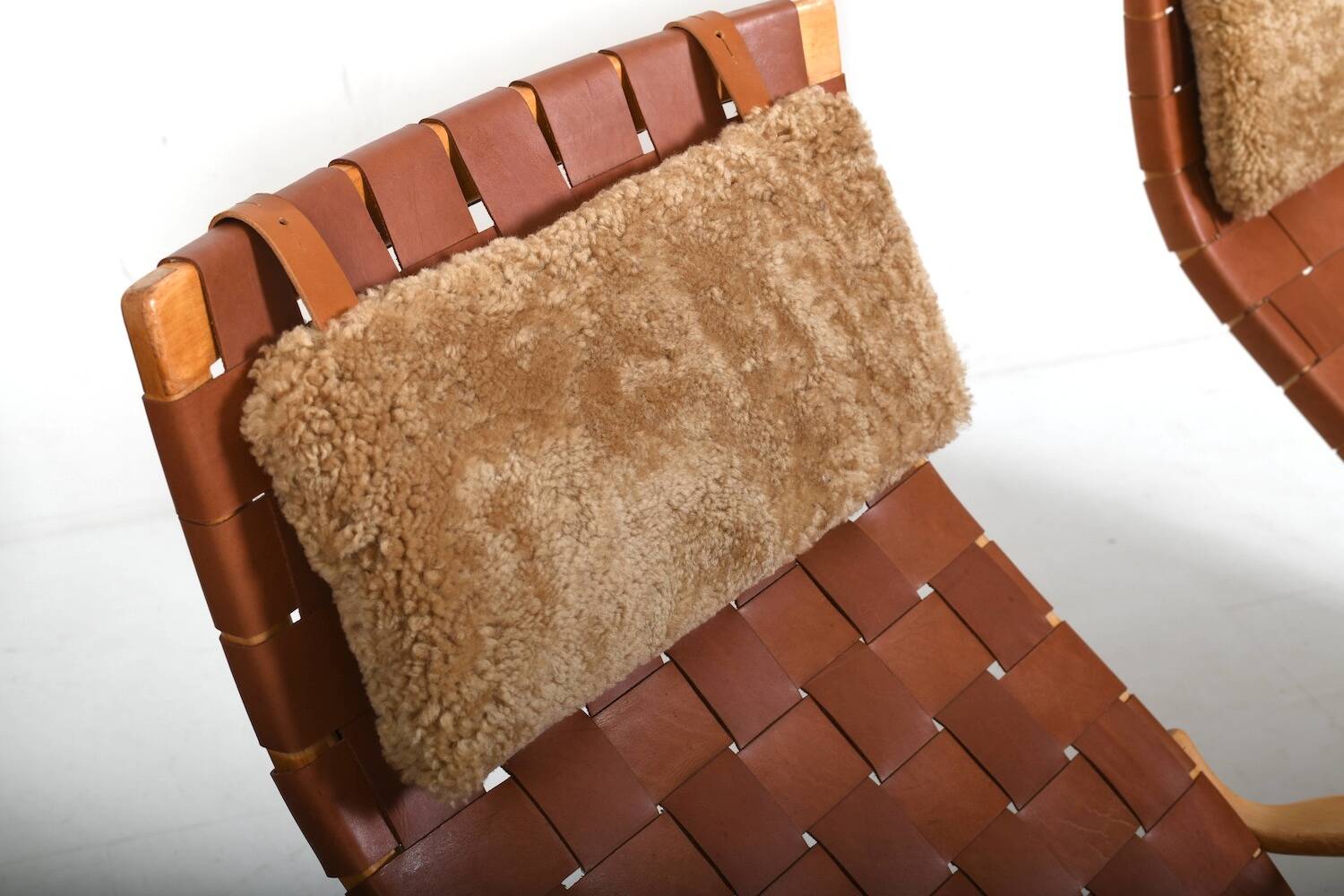 Pair of vintage Pernilla-3 Chaiselongues by Bruno Mathsson