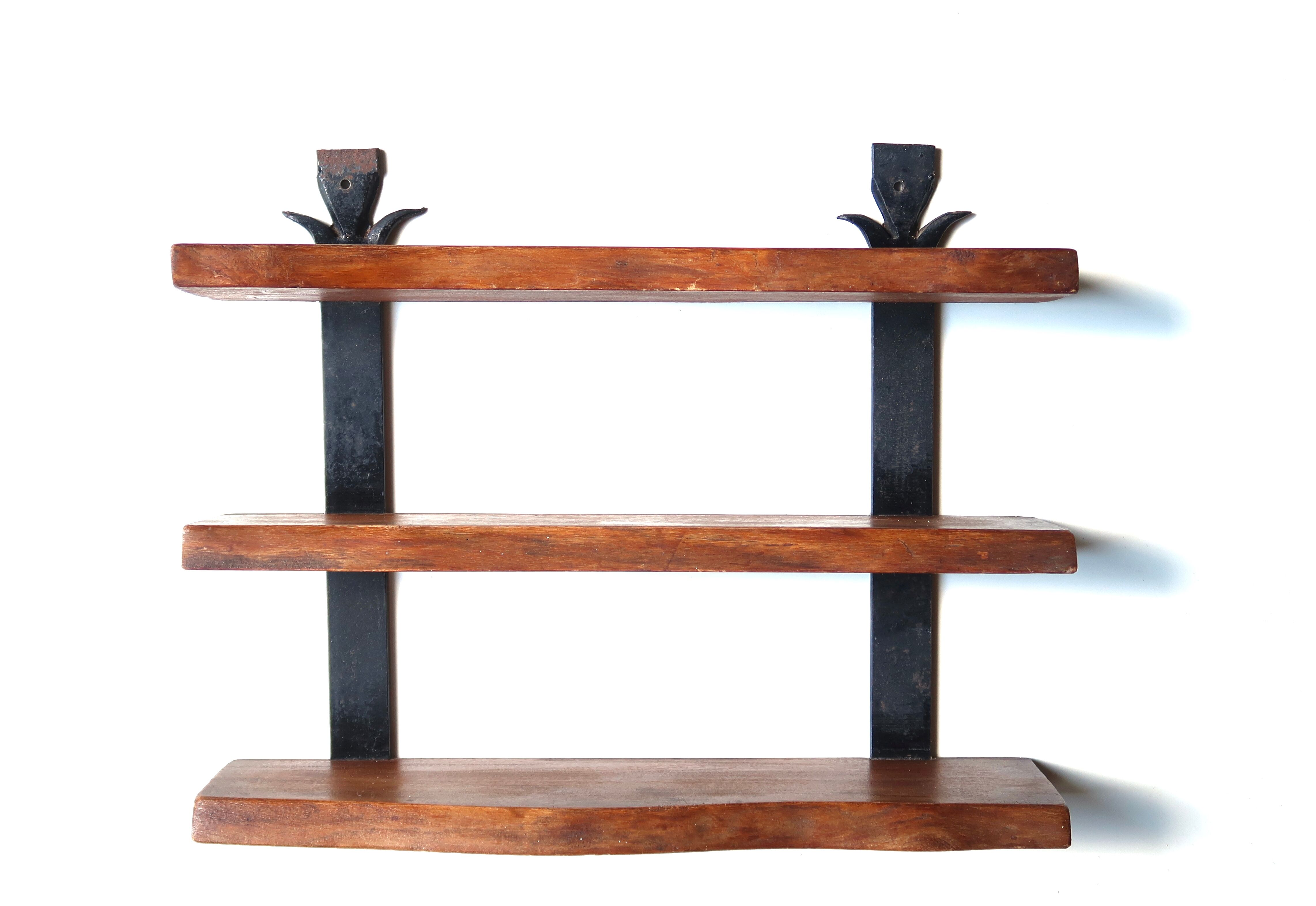 Etagère murale en bois et fer forgé, années 70