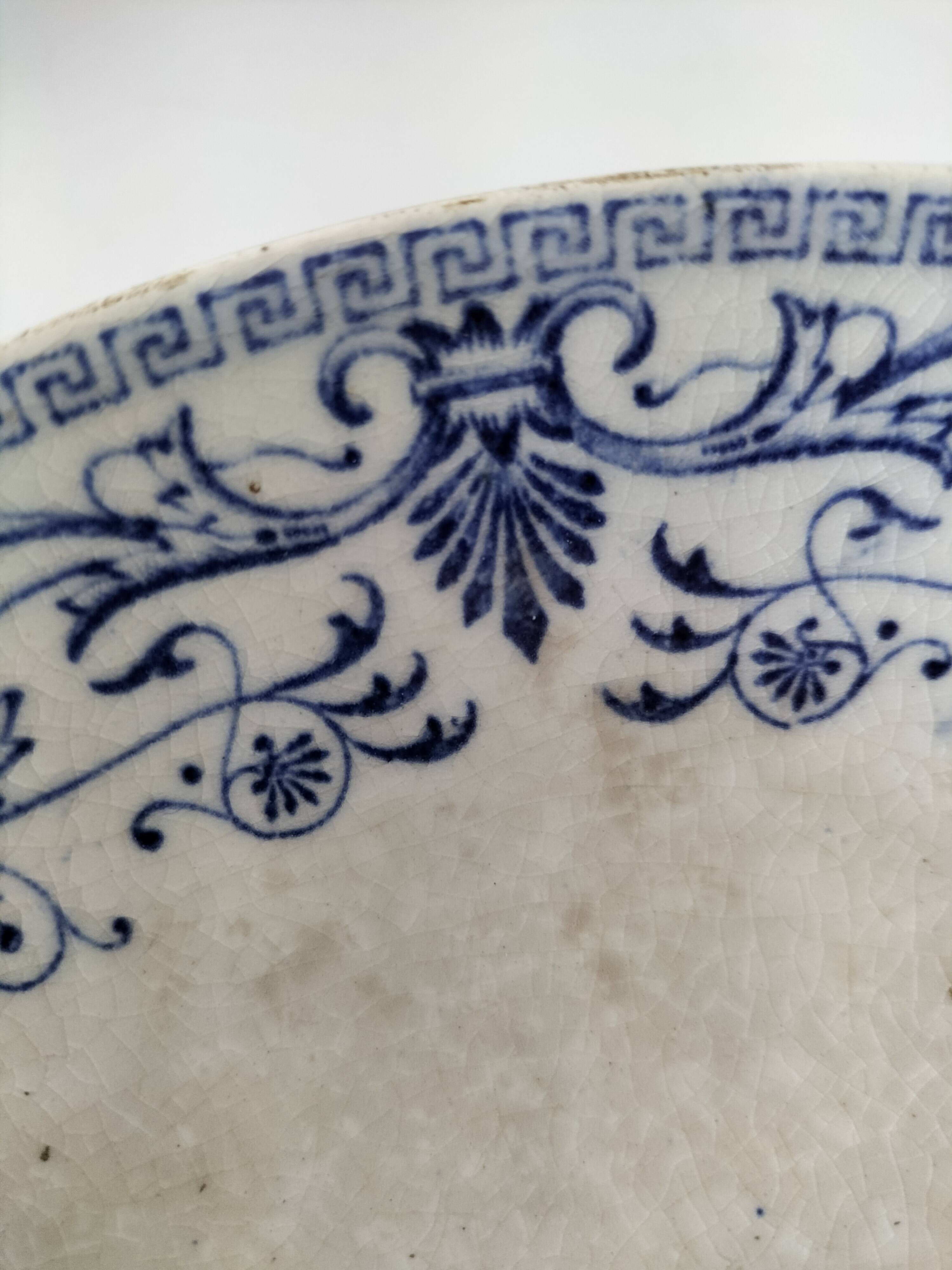 Creil & Montereau Marie-Louise model pedestal dish