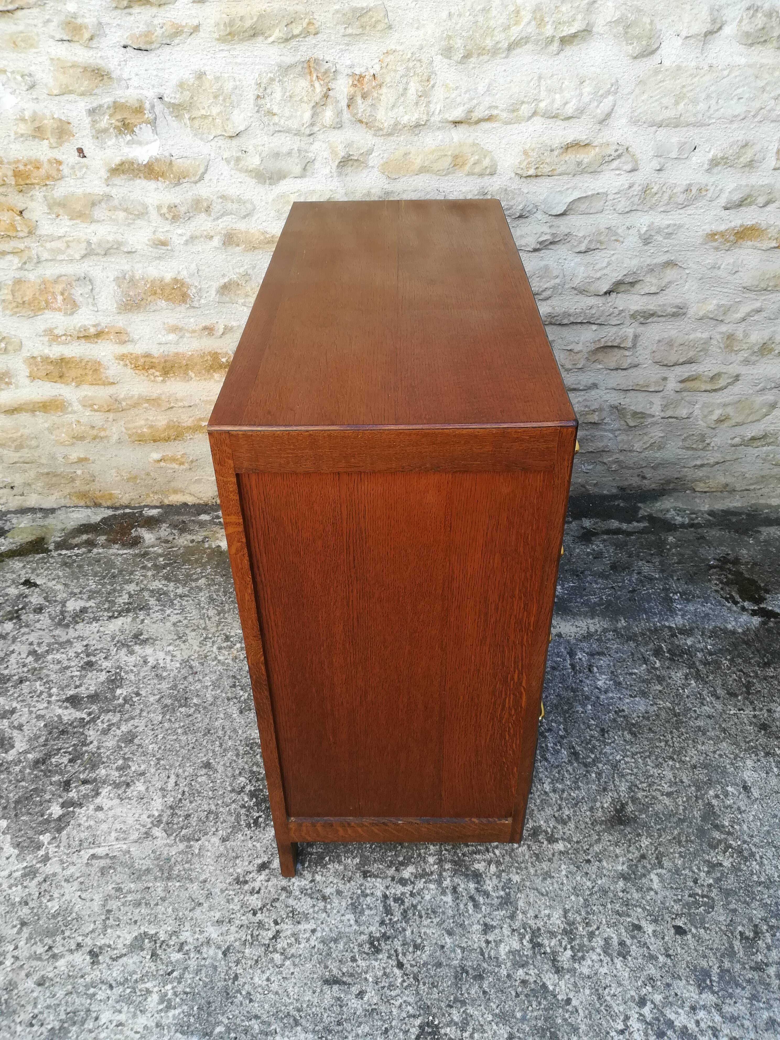 Commode vintage en chêne
