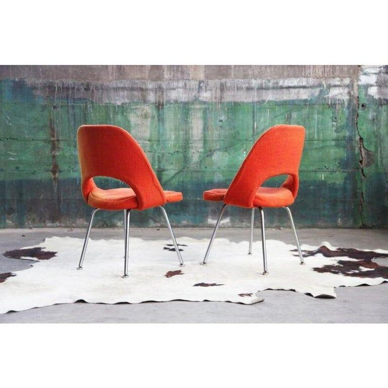 Set of 8 chairs in chrome steel and orange wool, 1960