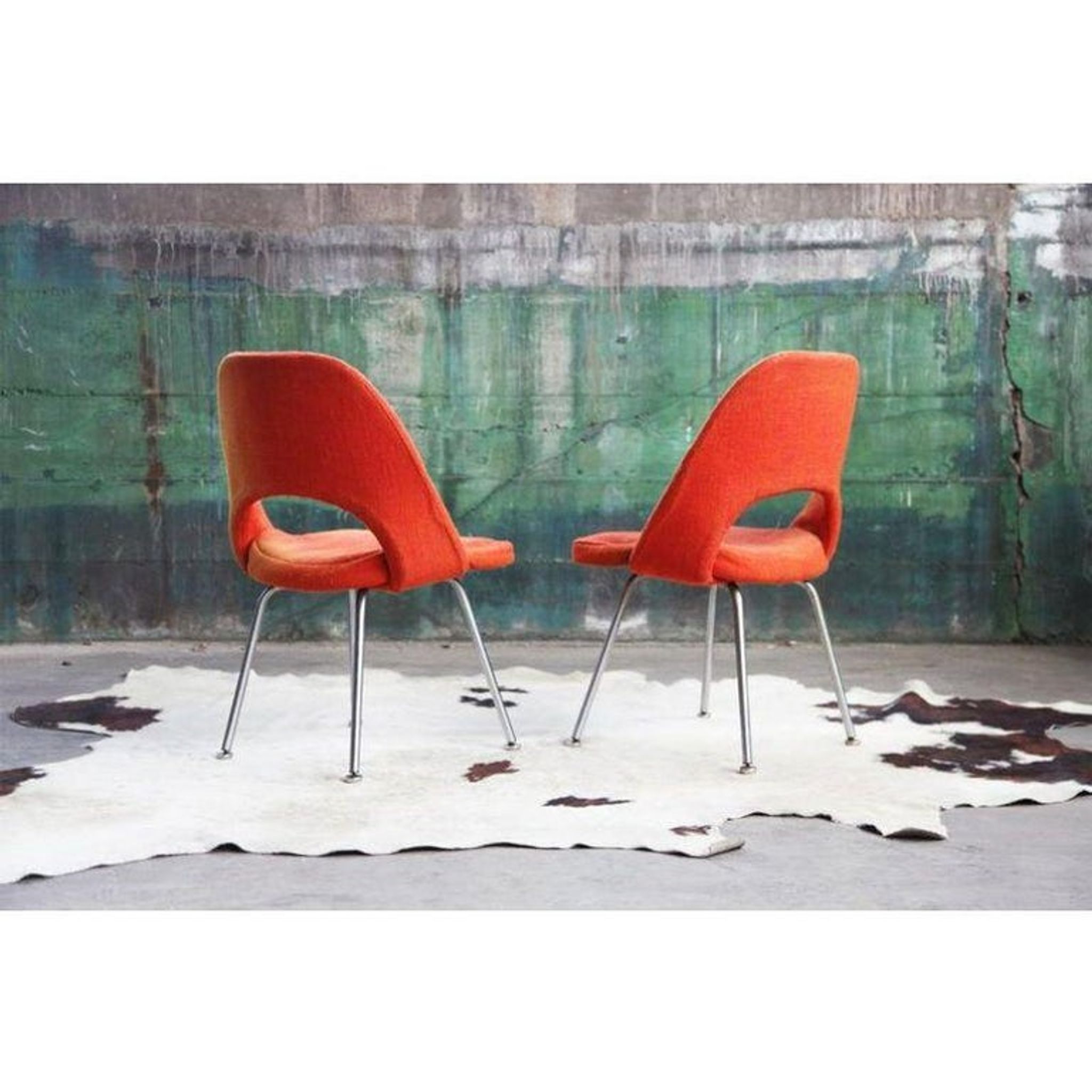 Ensemble de 8 chaises en acier chromé et laine orange, 1960