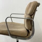 Eames office chair model 108 Herman Miller