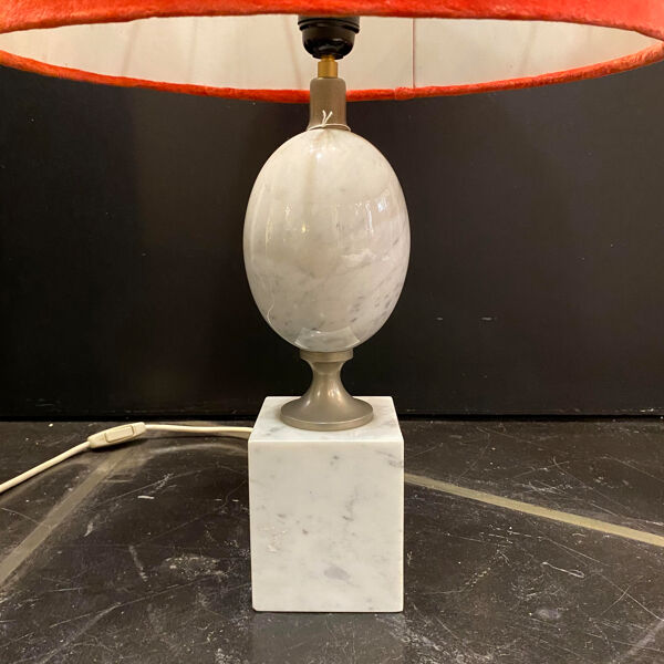 Lampe a poser en marbre staturio 1960 avec abat-jour en velour vermillon
