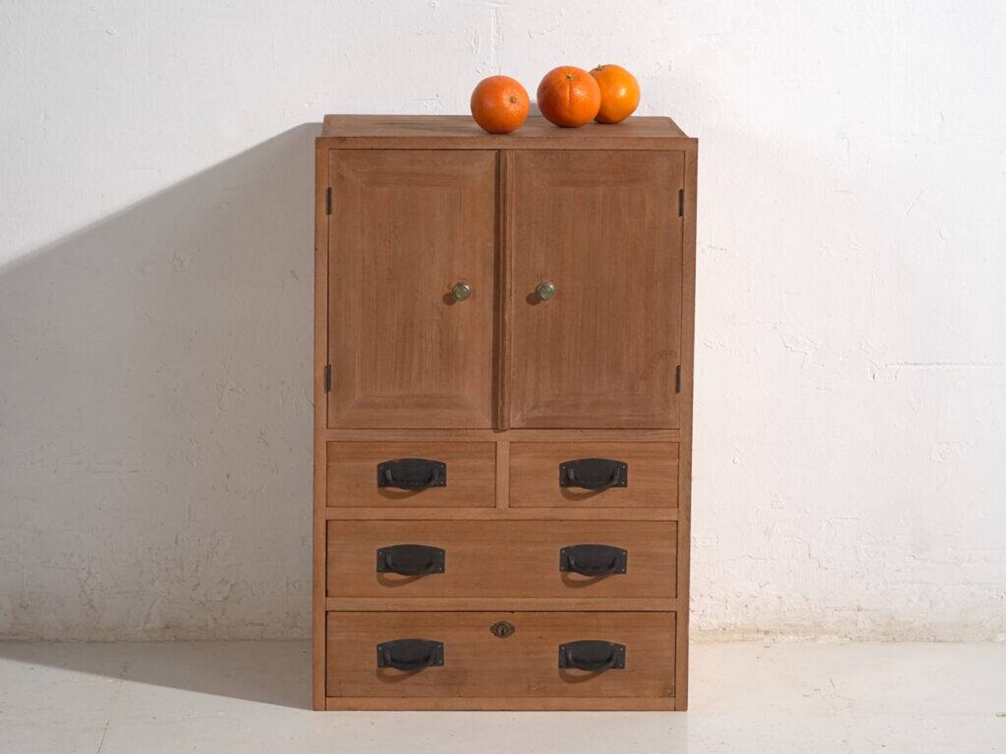 Small antique Japanese cupboard – Taishō / Shōwa period (c. 1920-1970) #22