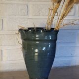 Stoneware cache pot