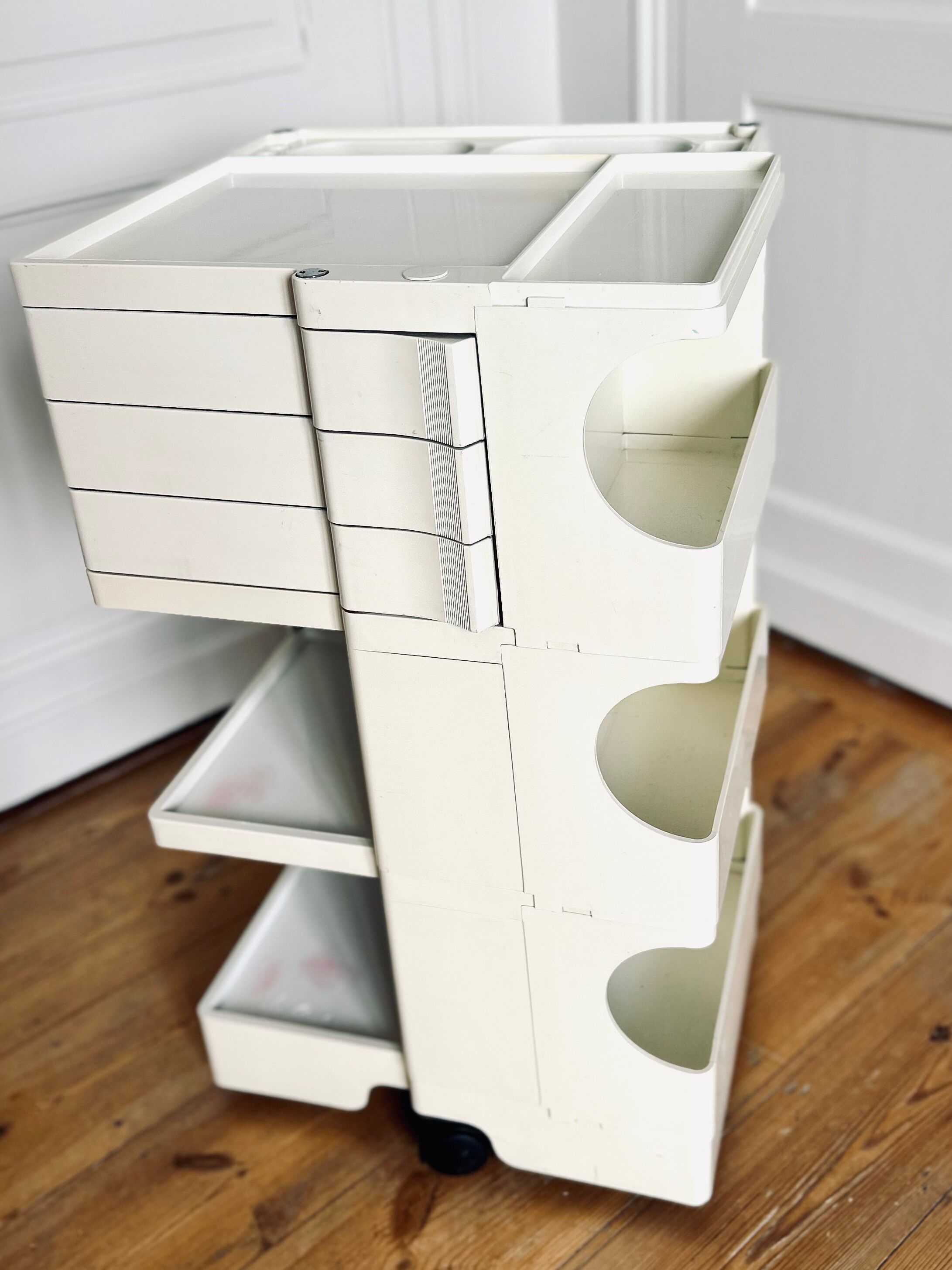 Joe Colombo storage furniture