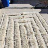 Moroccan rug in natural wool 200cm x 300cm