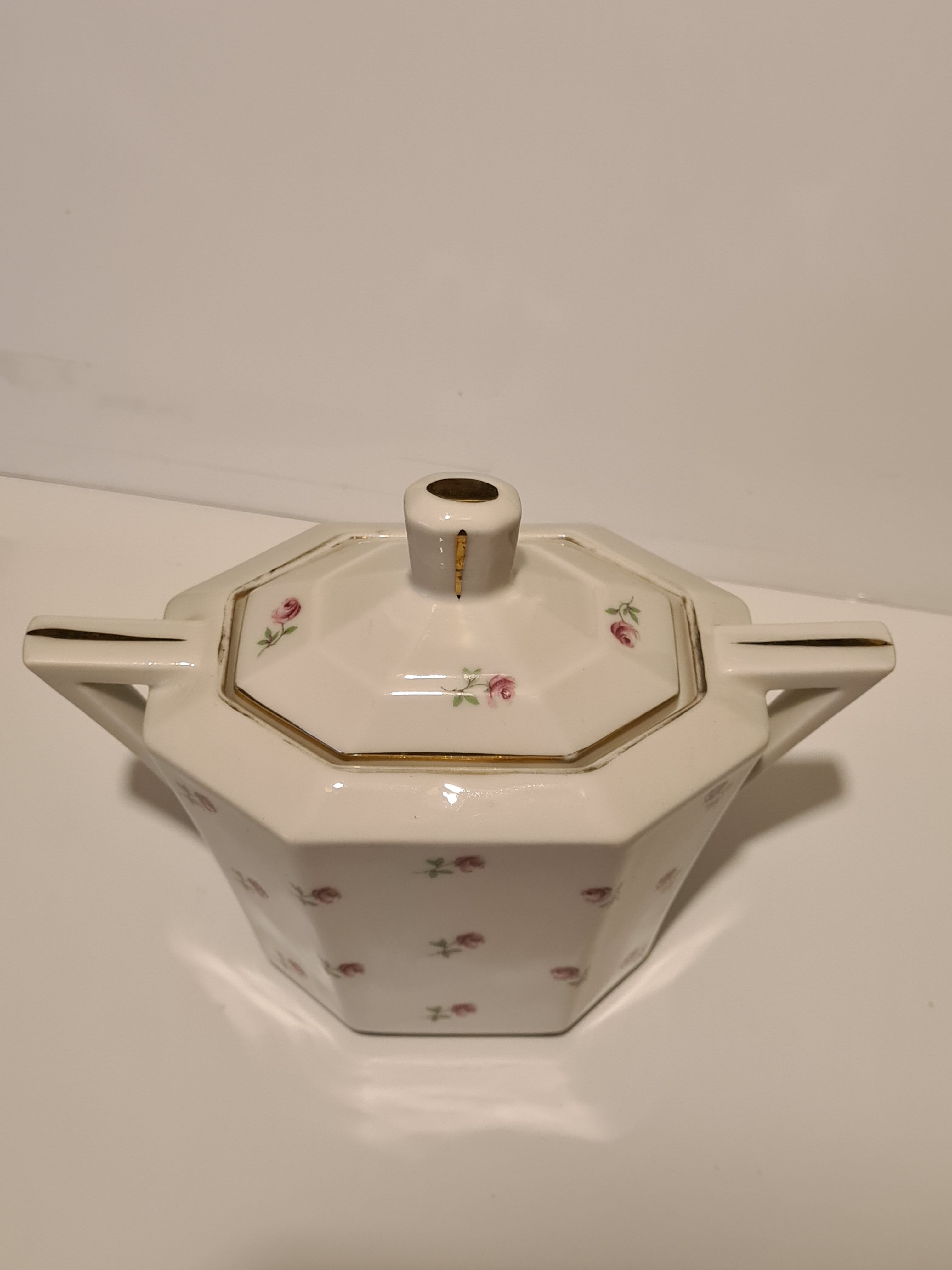 Sucrier en porcelaine de Limoges décor floral