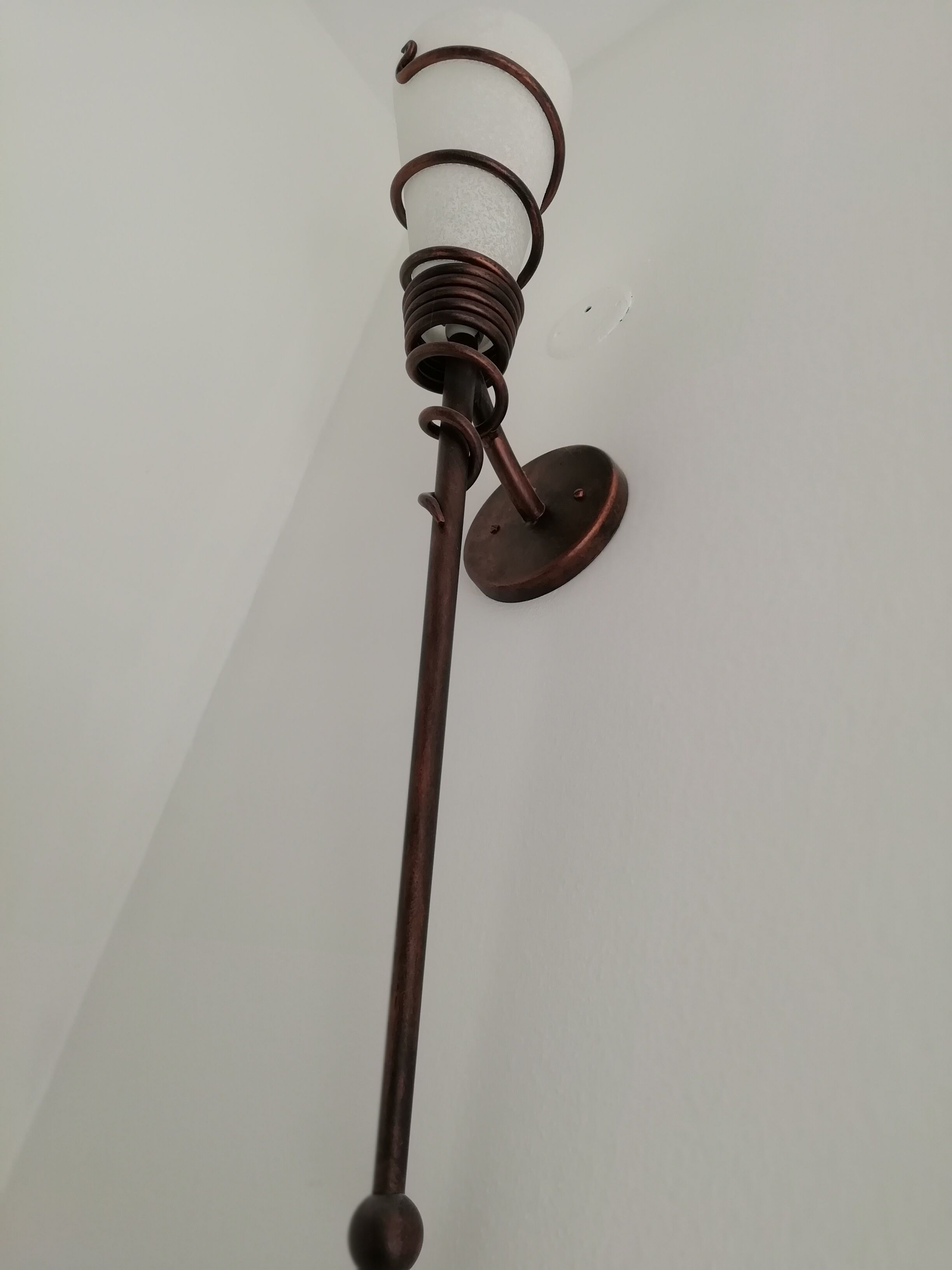 Wall lamp