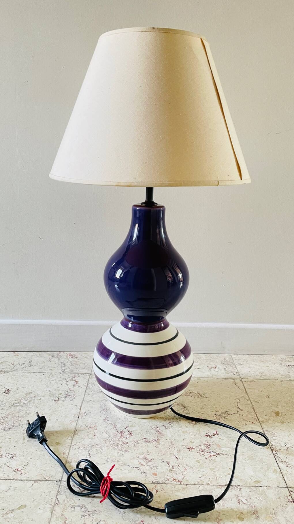 Ceramic lamp by Koralcoa