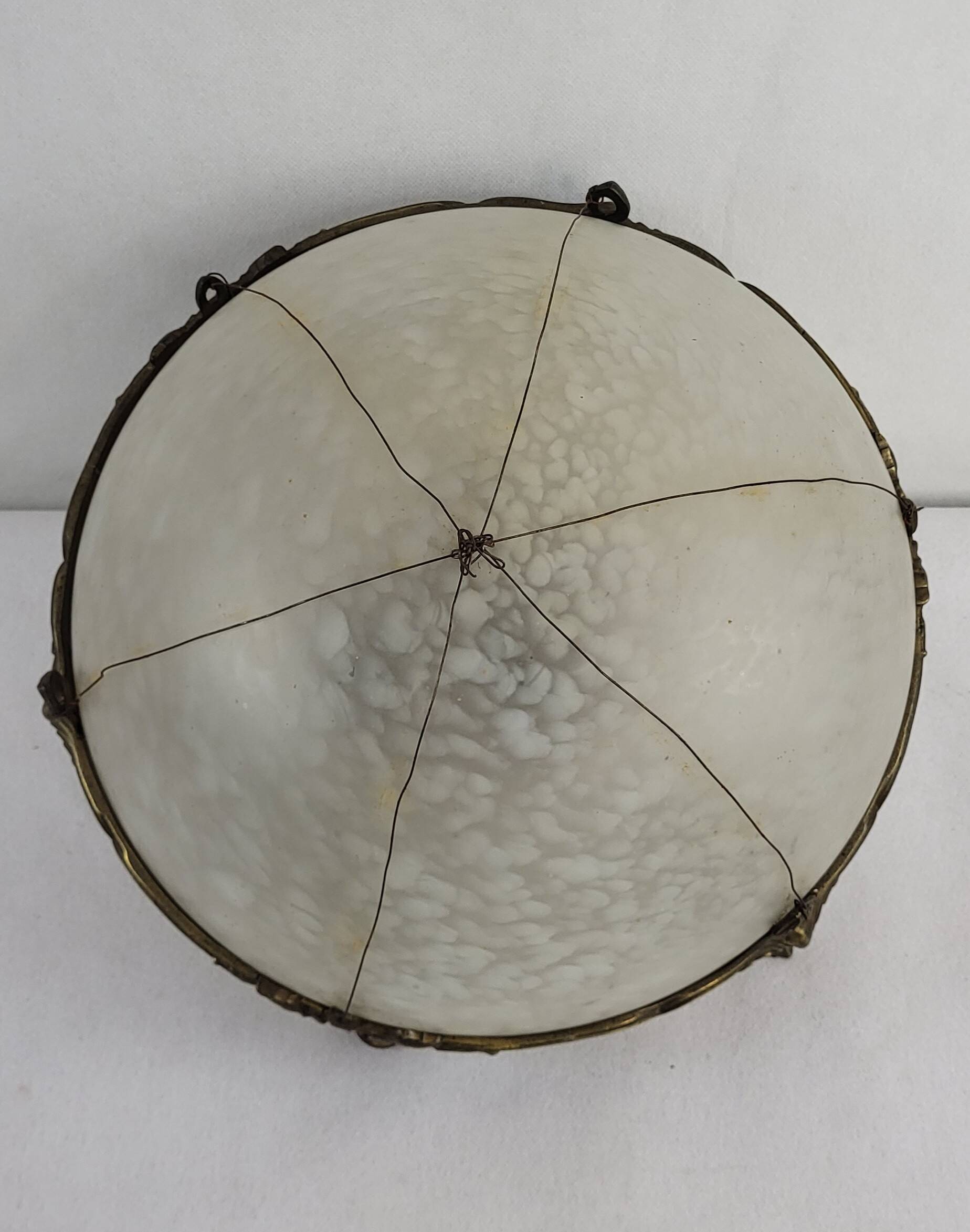 Art Deco pendant light in gilded brass and Clichy glass