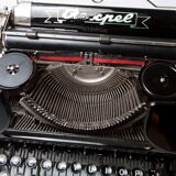 Rexpel Luxe Typewriter Germany 1927