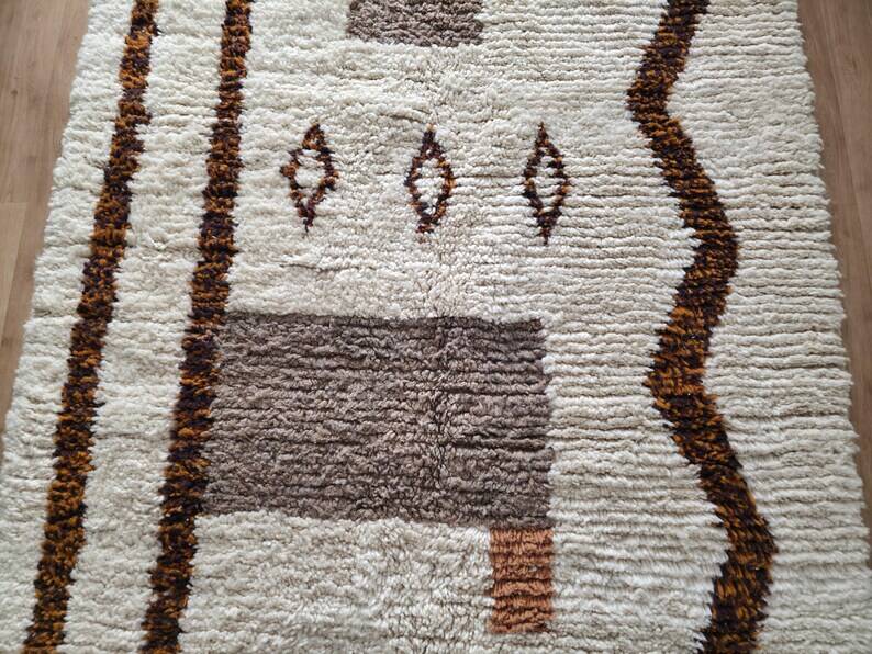 Handmade Moroccan wool rug, 150/250cm