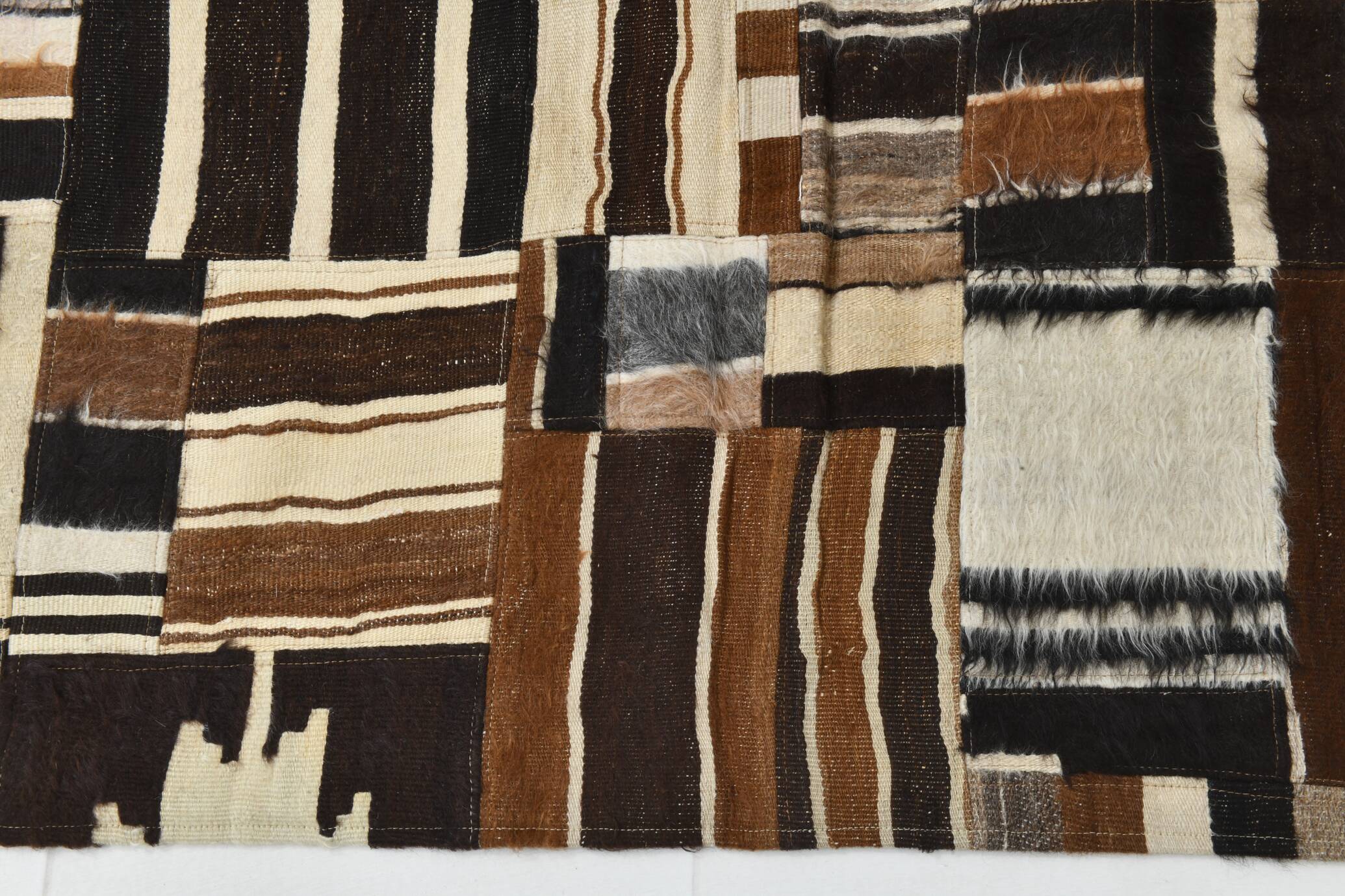 5x7 Brown & Cream Handmade Vintage Kilim Rug, 149x200Cm