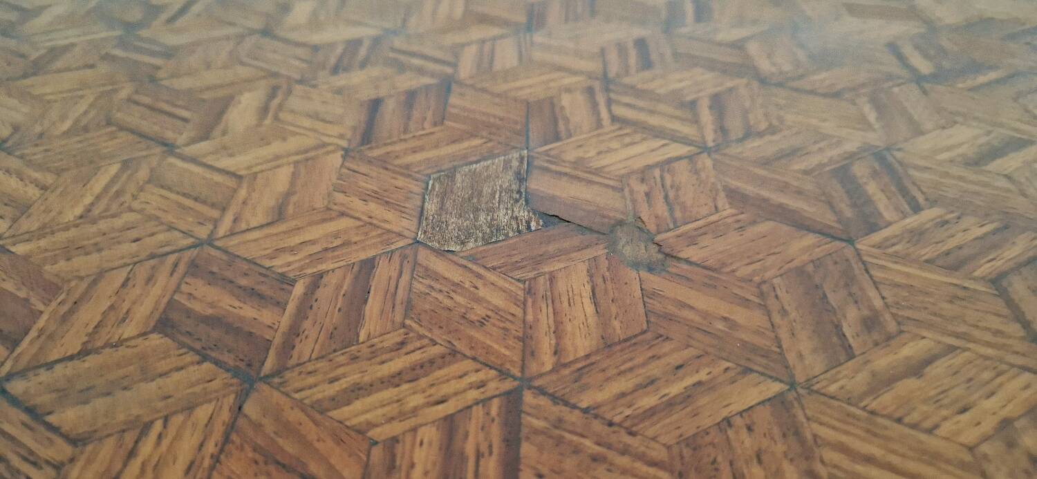 Mid-20th century marquetry pedestal table