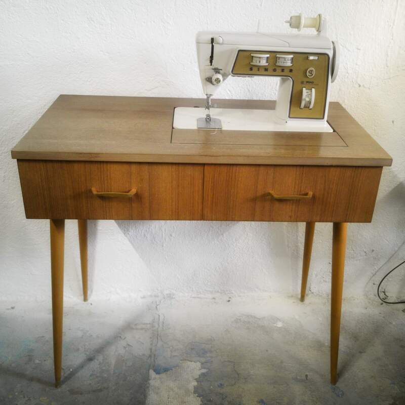 Vintage sewing machine console