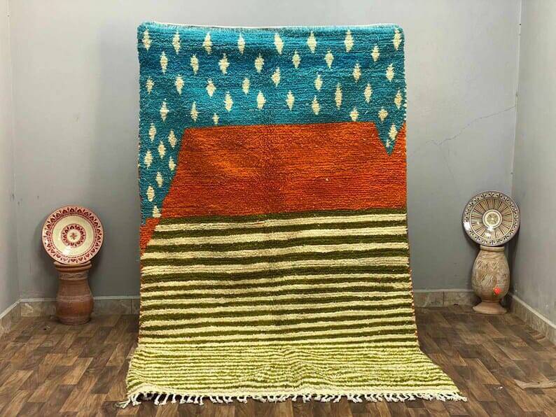 Handcrafted Berber rug in pure natural wool, size 150 x 250 cm