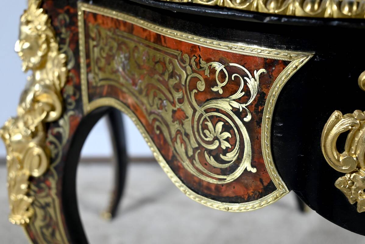 Table d’Apparat en Poirier Noirci, époque Napoléon III – Milieu XIXe