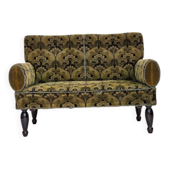 1930s, Danish 2-seater drop arm daybed/sofa, green furniture velour.