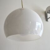 White opaline suspension and gilded brass from the 1960s.