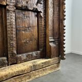 Afghan door in carved wood from the late 19th century with Palace Temple framing.