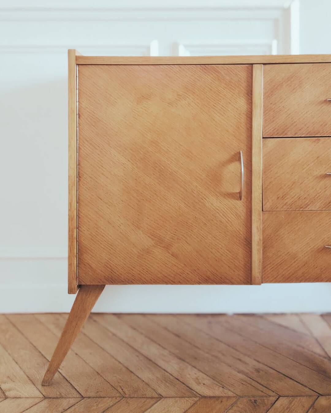 Small vintage buffet in Scandinavian style, 1950s-60s.