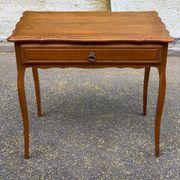Louis XV style desk made of solid wood from the 1950s.