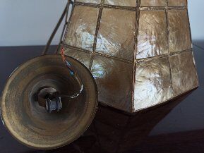 Hanging lamp blinds day mother and brass