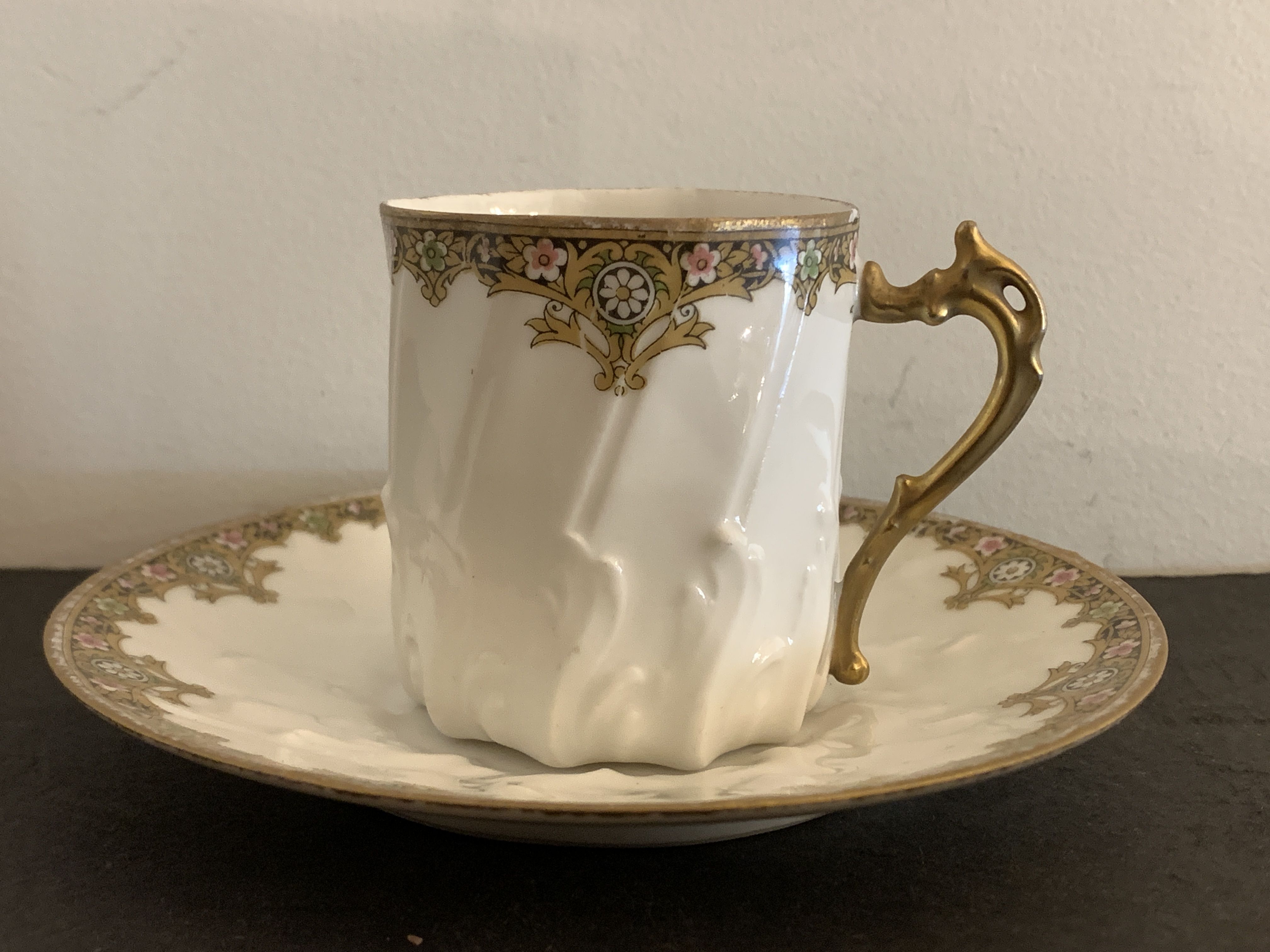 Limoges porcelain coffee service - Chabrol and Poirier - Bac and Périgault - Early twentieth century