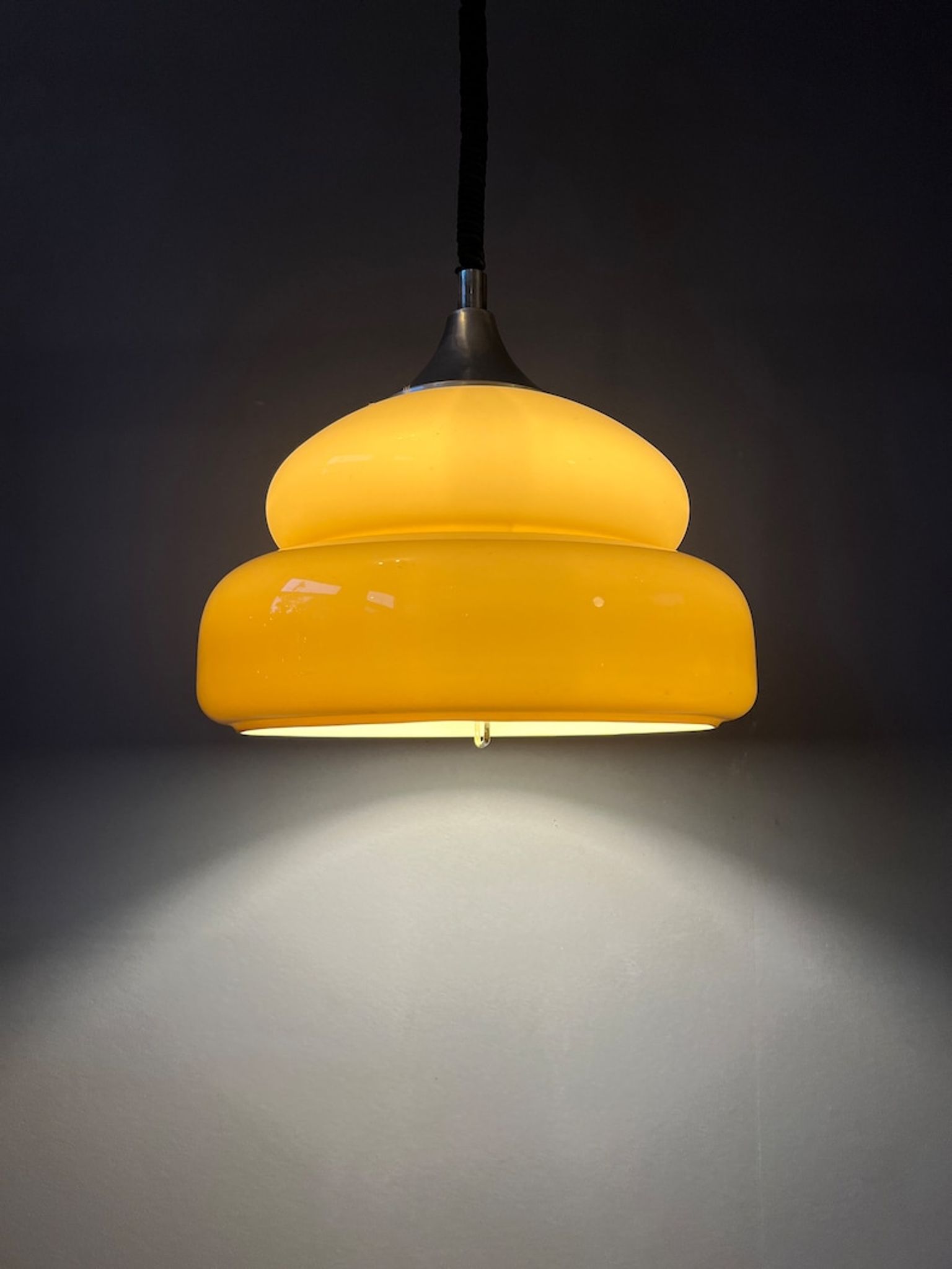 Suspension beige vintage