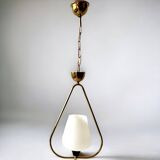 Suspension moderniste en verre sablé blanc et laiton