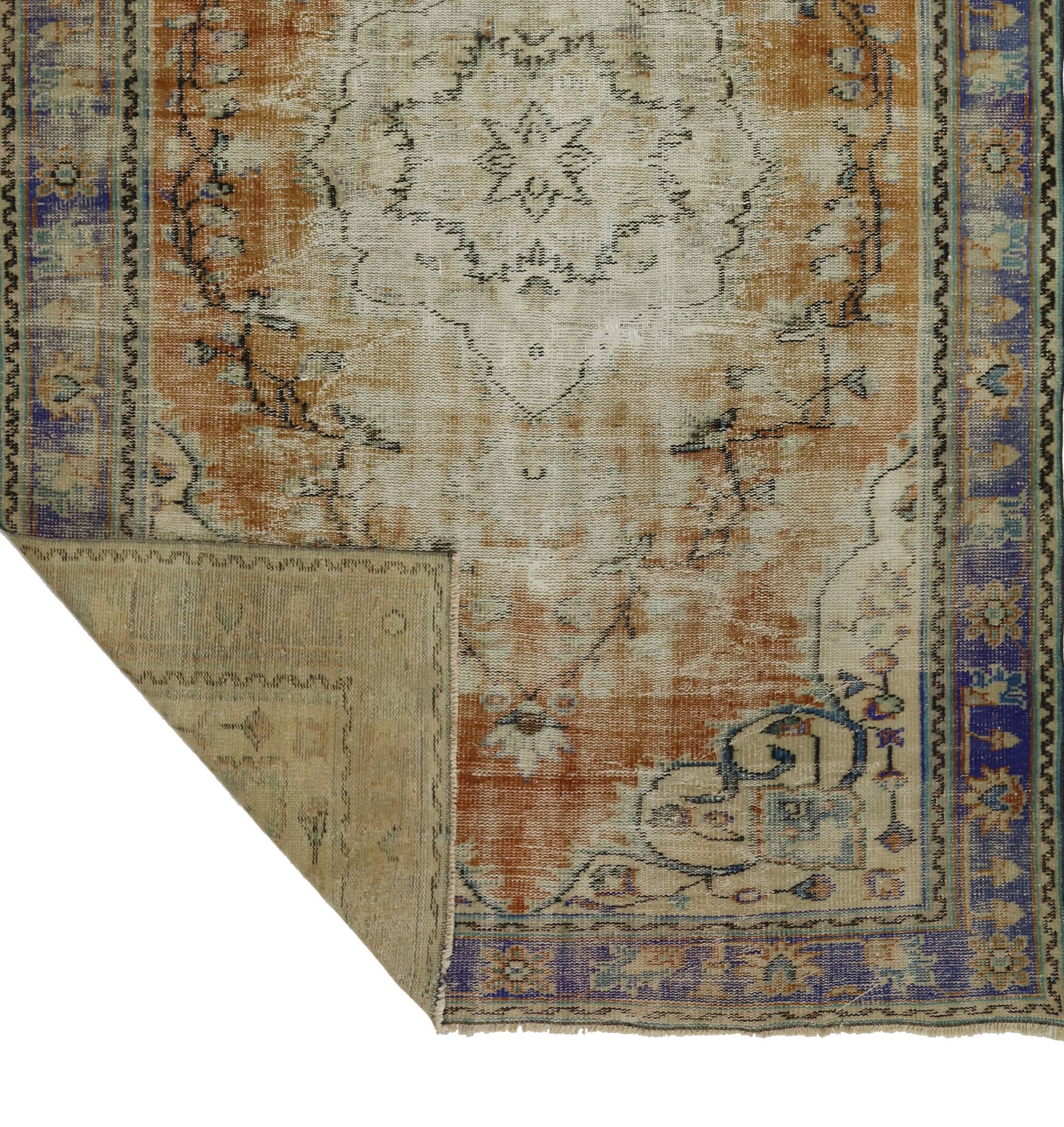 One-of-a-Kind Turkish Handwoven Vintage Rug - Timeless Vintage Elegance 275x 180 cm